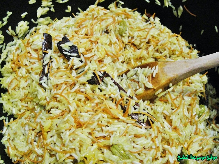 http://photos.encyclopediacooking.com/image/recipes_pictures-arab-yellow-rice-recipe4.jpg