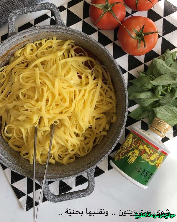 http://photos.encyclopediacooking.com/image/recipes_pictures-arabic-fettuccine-pasta-recipes-homemade6.jpg