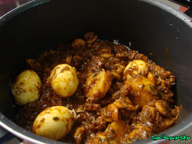 http://photos.encyclopediacooking.com/image/recipes_pictures-bahrain-robyan-machboos-recipe13.jpg