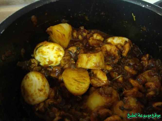 http://photos.encyclopediacooking.com/image/recipes_pictures-bahrain-robyan-machboos-recipe9.jpg