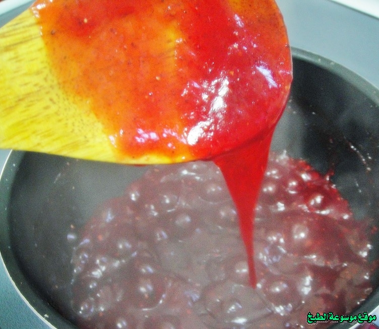 http://photos.encyclopediacooking.com/image/recipes_pictures-bahraini-dessert-halwa-recipe5.jpg