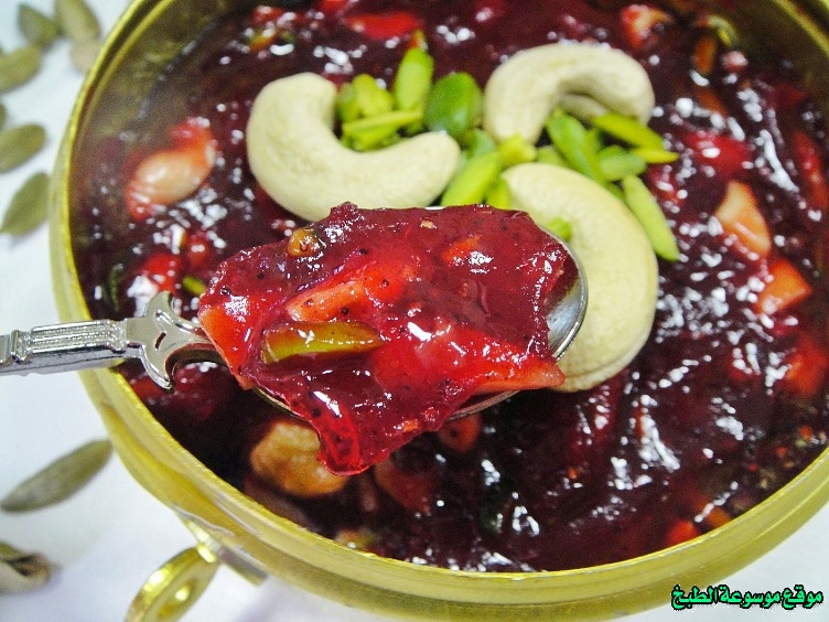 http://photos.encyclopediacooking.com/image/recipes_pictures-bahraini-dessert-halwa-recipe9.jpg