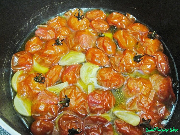 http://photos.encyclopediacooking.com/image/recipes_pictures-baked-rice-with-confit-tomatoes-recipe4.jpg