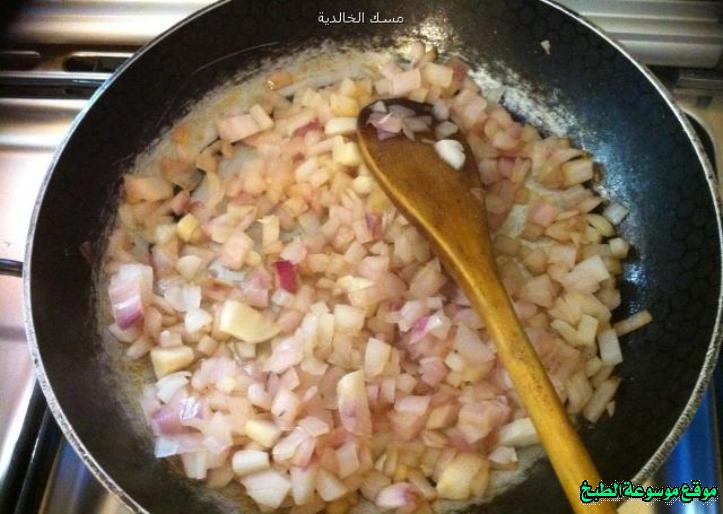 http://photos.encyclopediacooking.com/image/recipes_pictures-chicken-majboos-kuwaiti-recipe9.jpeg