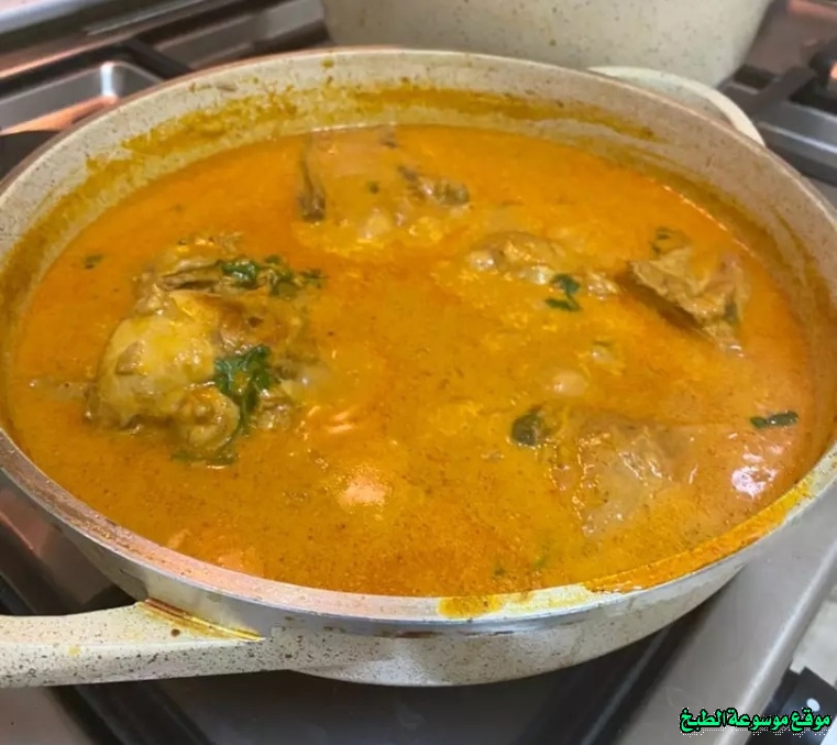 http://photos.encyclopediacooking.com/image/recipes_pictures-chicken-salona-indian-style-with-coconut-milk-recipe.jpg