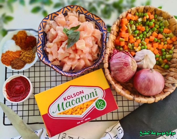 http://photos.encyclopediacooking.com/image/recipes_pictures-easy-chicken-macaroni-omani-recipe2.jpg
