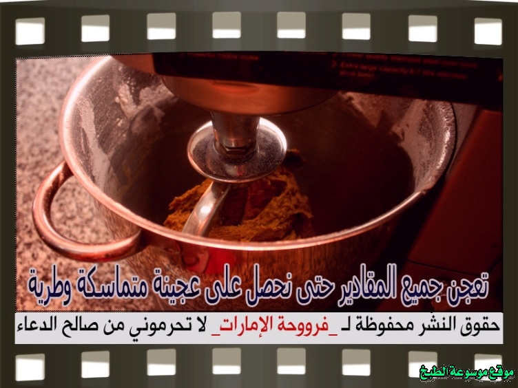 http://photos.encyclopediacooking.com/image/recipes_pictures-emirati-bread-khobz-recipe-in-uae4.jpg