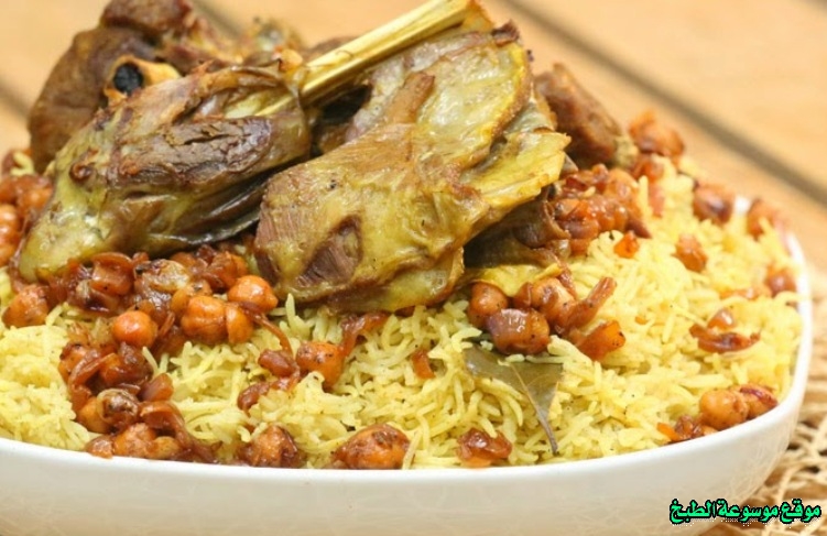 صور طريقة عمل وصفة عيش ولحم اماراتي من الاكلات الاماراتية في المطبخ الاماراتي