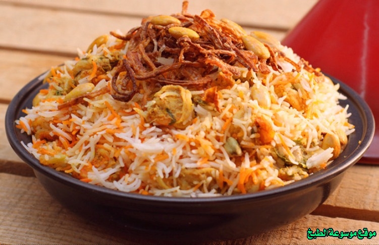صور طريقة عمل وصفة كبسة الرز بالربيان والخضار اماراتي من الاكلات الاماراتية في المطبخ الاماراتي