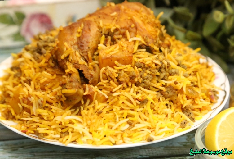 صور طريقة عمل وصفة الرز المشخول مع الدجاج والبطاطس اماراتي من الاكلات الاماراتية في المطبخ الاماراتي
