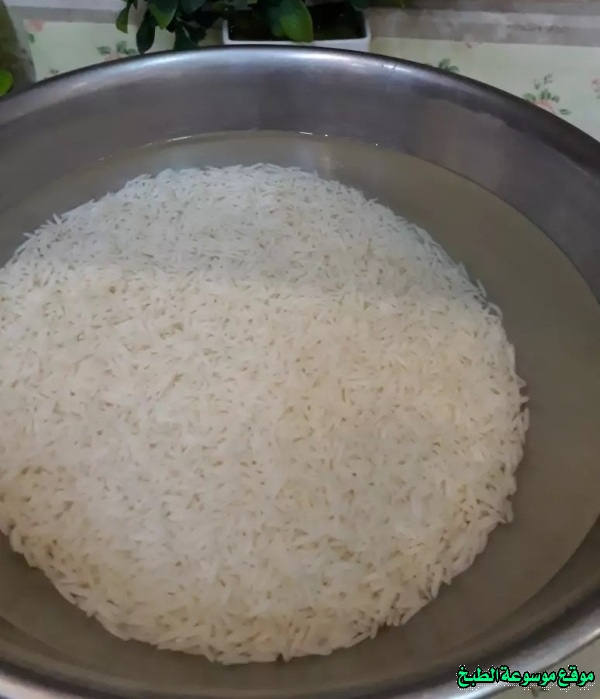 http://photos.encyclopediacooking.com/image/recipes_pictures-emirati-machboos-rice-rubyan-recipe23.jpg