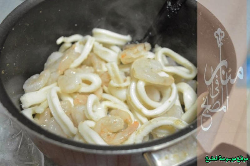 http://photos.encyclopediacooking.com/image/recipes_pictures-how-to-cook-calamari-fish-in-arabic-recipe-%D8%B7%D8%A7%D8%AC%D9%86-%D8%A7%D9%84%D9%83%D8%A7%D9%84%D9%8A%D9%85%D8%A7%D8%B1%D9%89-%D9%88%D8%A7%D9%84%D8%AC%D9%85%D8%A8%D8%B1%D9%895.jpg