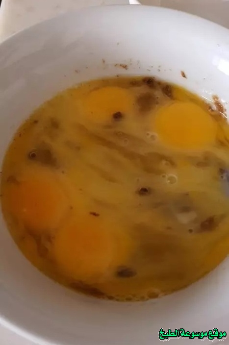 http://photos.encyclopediacooking.com/image/recipes_pictures-how-to-make-shakshuka-eggs-recipe3.jpg