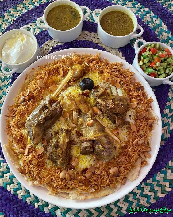http://photos.encyclopediacooking.com/image/recipes_pictures-iraqi-lahma-dolimiya-recipe16.jpg