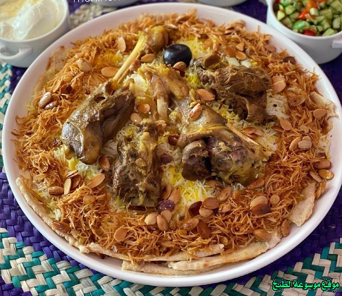 http://photos.encyclopediacooking.com/image/recipes_pictures-iraqi-lahma-dolimiya-recipe18.jpg