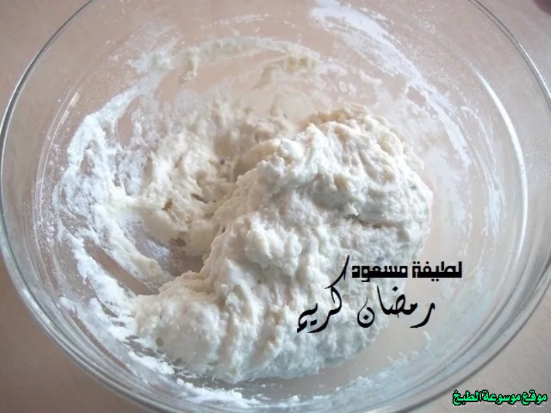 http://photos.encyclopediacooking.com/image/recipes_pictures-luqaimat-emirati-recipe4.jpg