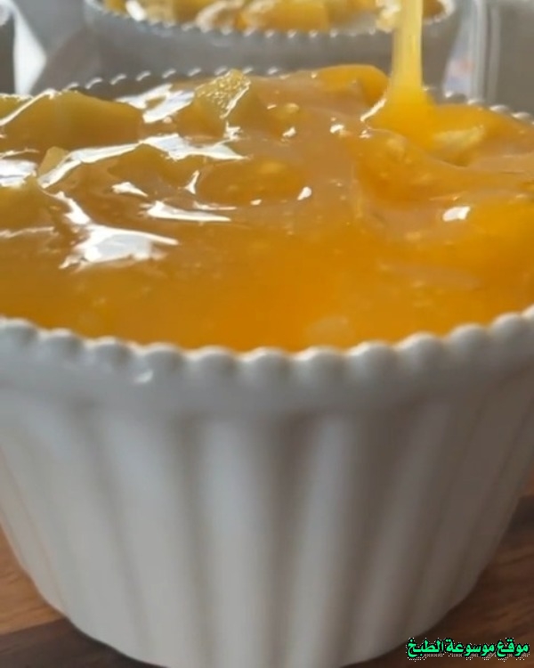 http://photos.encyclopediacooking.com/image/recipes_pictures-mango-trifle-with-custard-recipe8.jpg