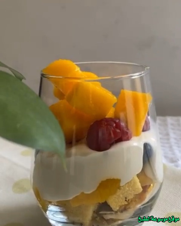 http://photos.encyclopediacooking.com/image/recipes_pictures-mango-with-biscuits-dessert-recipe5.jpg
