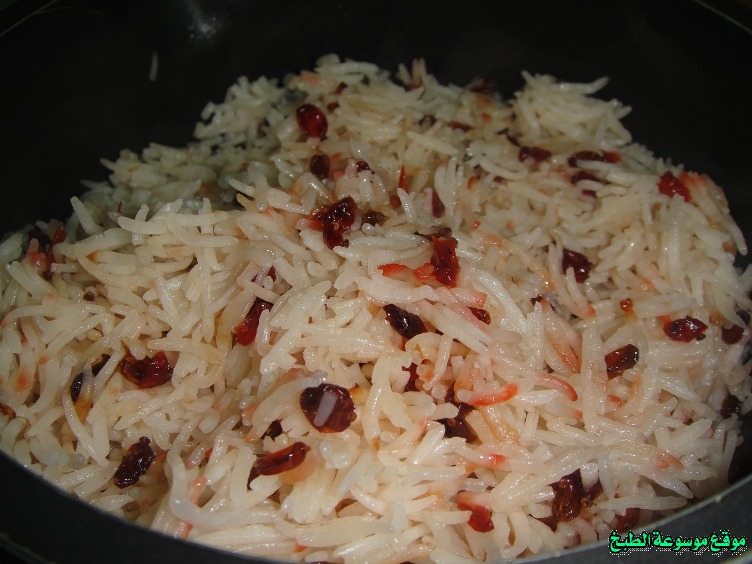 http://photos.encyclopediacooking.com/image/recipes_pictures-rice-pilaf-recipe-with-zarshak-shireen4.jpg