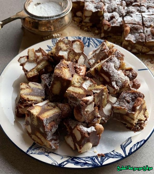 http://photos.encyclopediacooking.com/image/recipes_pictures-rocky-road-chocolate-bar-recipe-candy9.jpg