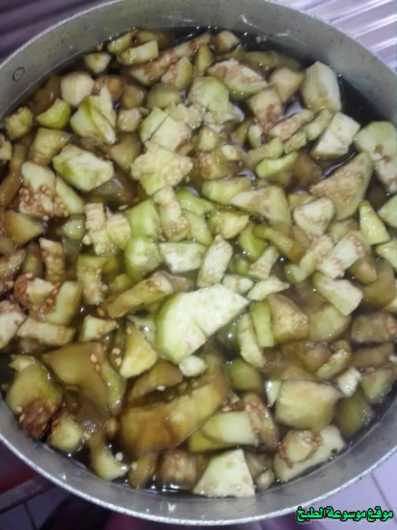 http://photos.encyclopediacooking.com/image/recipes_pictures-sudanese-eggplant-salad-al-aswad-recipe2.jpg