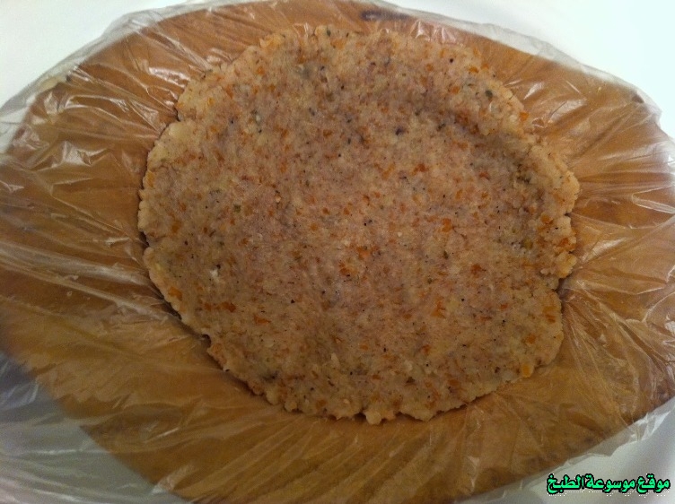 http://photos.encyclopediacooking.com/image/recipes_pictures-syrian-grilled-kibbeh-meshwi-yeh-recipe14.jpg