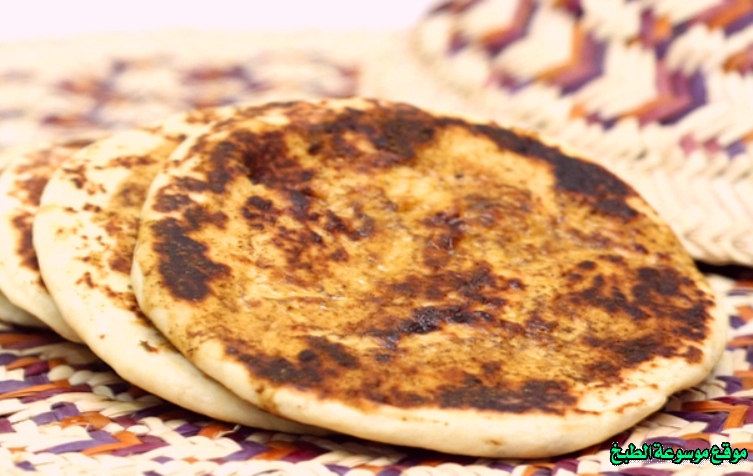            traditional emirati bread khobz recipe in uae