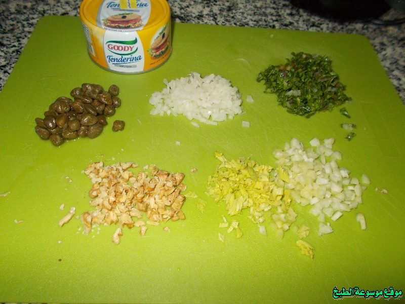http://photos.encyclopediacooking.com/image/recipes_pictures-tuna-salad-sandwich-recipe2.jpg