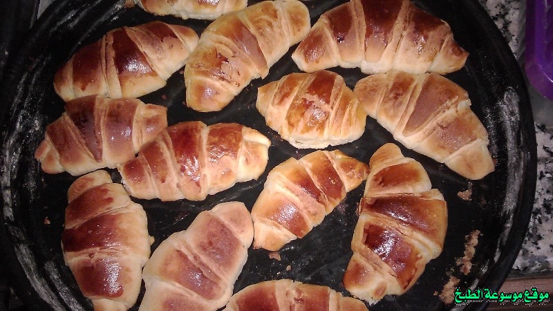 http://photos.encyclopediacooking.com/image/recipes_pictureshow-to-make-arabic-easy-chocolate-croissants-recipe-%D8%B7%D8%B1%D9%8A%D9%82%D8%A9-%D8%B9%D9%85%D9%84-%D8%A7%D9%84%D9%83%D8%B1%D9%88%D8%A7%D8%B3%D9%88%D9%86-%D8%A8%D8%A7%D9%84%D8%B4%D9%88%D9%83%D9%88%D9%84%D8%A7%D8%AA%D8%A9-%D8%A8%D8%A7%D9%84%D8%B5%D9%88%D8%B1-%D8%AE%D8%B7%D9%88%D8%A9-%D8%A8%D8%AE%D8%B7%D9%88%D8%A924.jpg