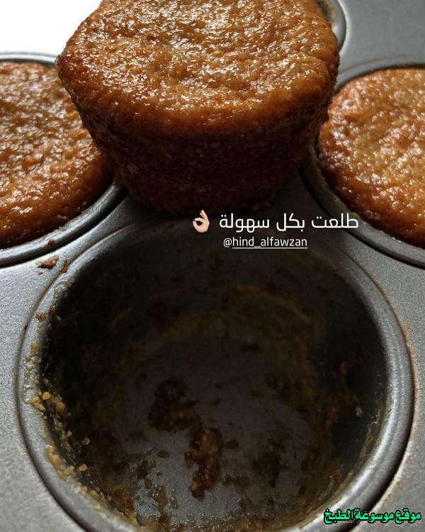 http://photos.encyclopediacooking.com/image/recipes_pictureshow-to-make-saudi-arabian-basbousa-recipe-in-arabic8.jpg