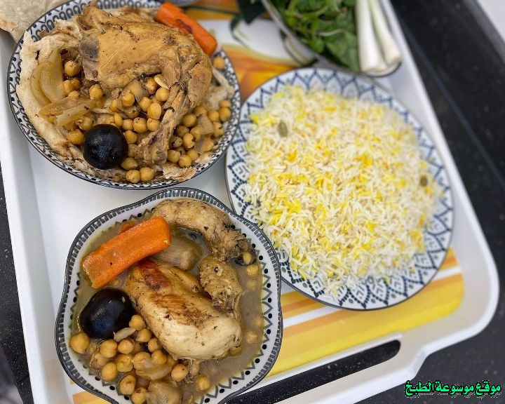 http://photos.encyclopediacooking.com/image/recipes_picturesiraqi-chicken-tashreeb-recipe2.jpg