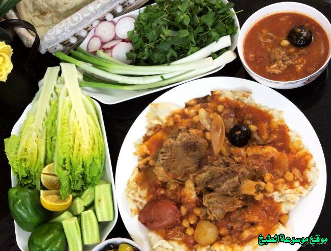 http://photos.encyclopediacooking.com/image/recipes_picturesiraqi-lamb-tashreeb-recipe11.jpg