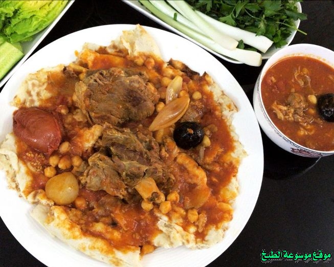 http://photos.encyclopediacooking.com/image/recipes_picturesiraqi-lamb-tashreeb-recipe23.jpg