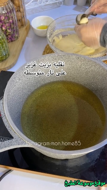 http://photos.encyclopediacooking.com/image/recipes_picturesiraqi-luqaimat-awamat-lokmat-el-kadi-recipe10.jpg