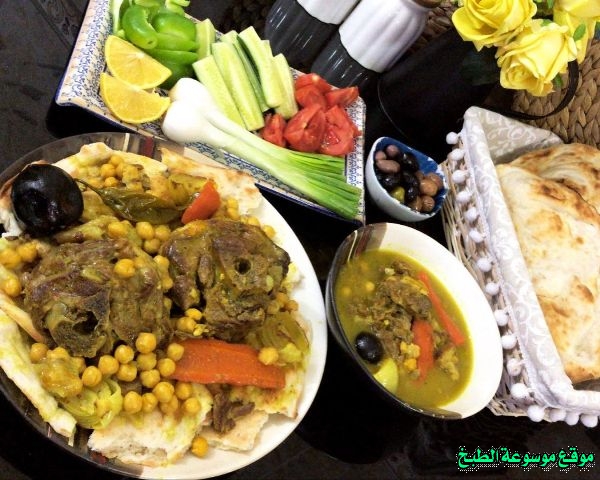 http://photos.encyclopediacooking.com/image/recipes_pictureslamb-tashreeb-traditional-food-in-iraq21.jpg
