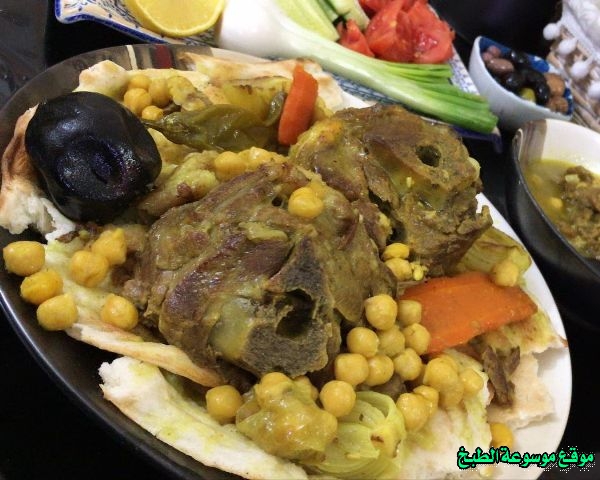 http://photos.encyclopediacooking.com/image/recipes_pictureslamb-tashreeb-traditional-food-in-iraq24.jpg