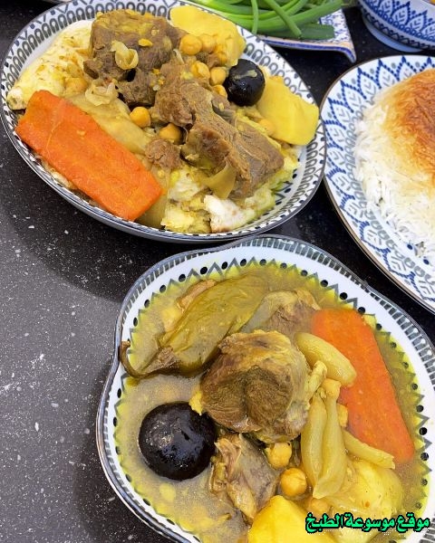 http://photos.encyclopediacooking.com/image/recipes_pictureslamb-tashreeb-traditional-food-in-iraq26.jpg