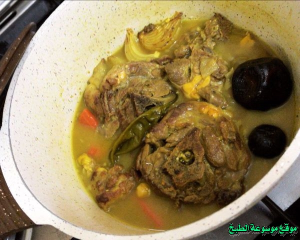 http://photos.encyclopediacooking.com/image/recipes_pictureslamb-tashreeb-traditional-food-in-iraq3.jpg