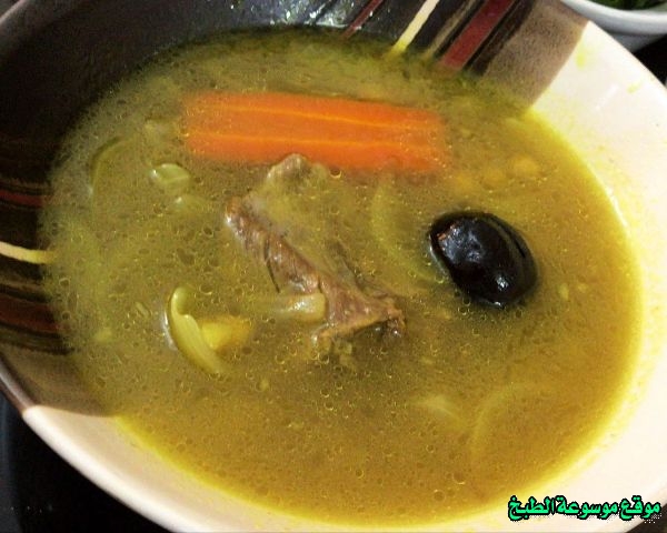 http://photos.encyclopediacooking.com/image/recipes_pictureslamb-tashreeb-traditional-food-in-iraq7.jpg